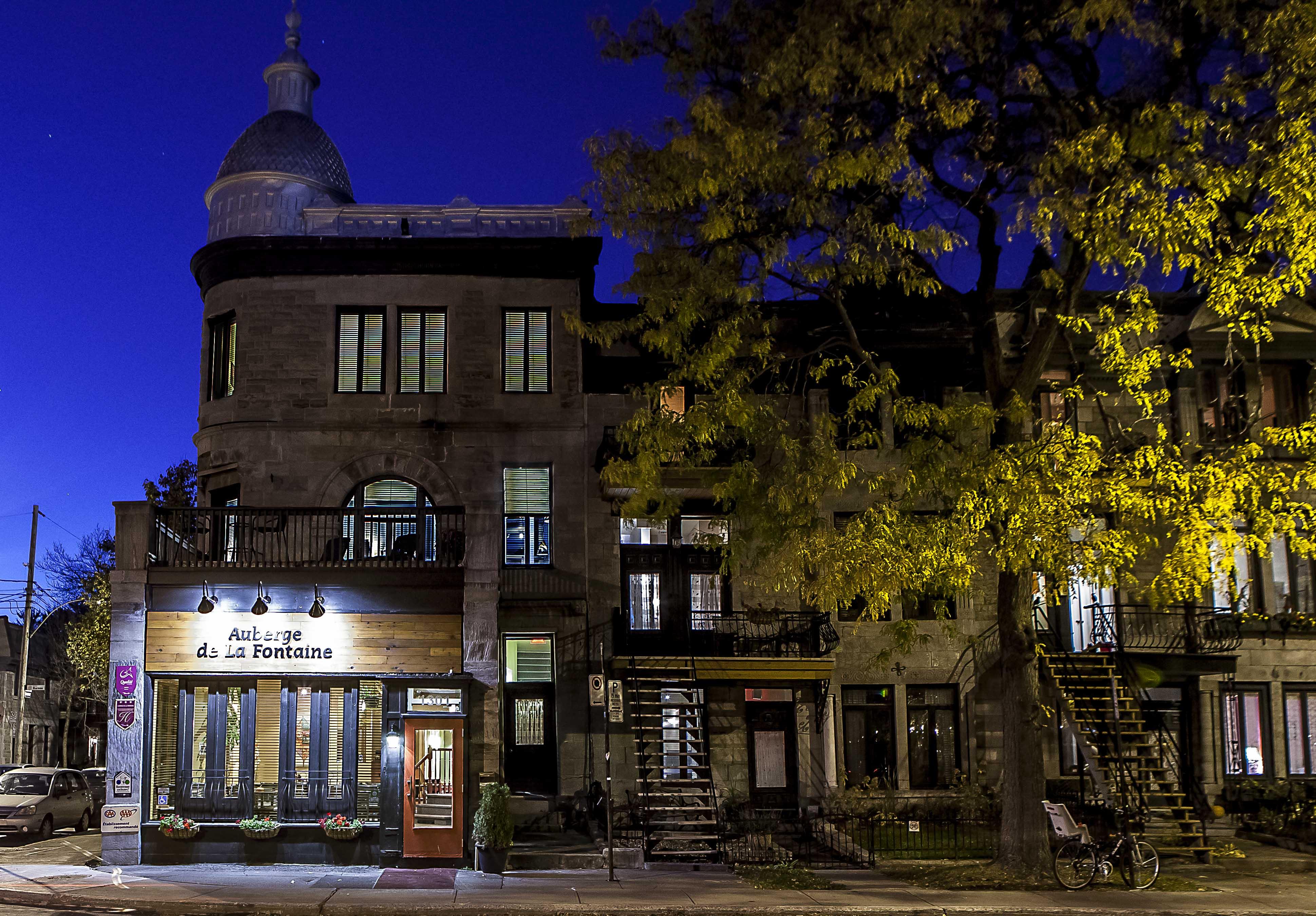 Auberge De La Fontaine Montréal Exteriör bild
